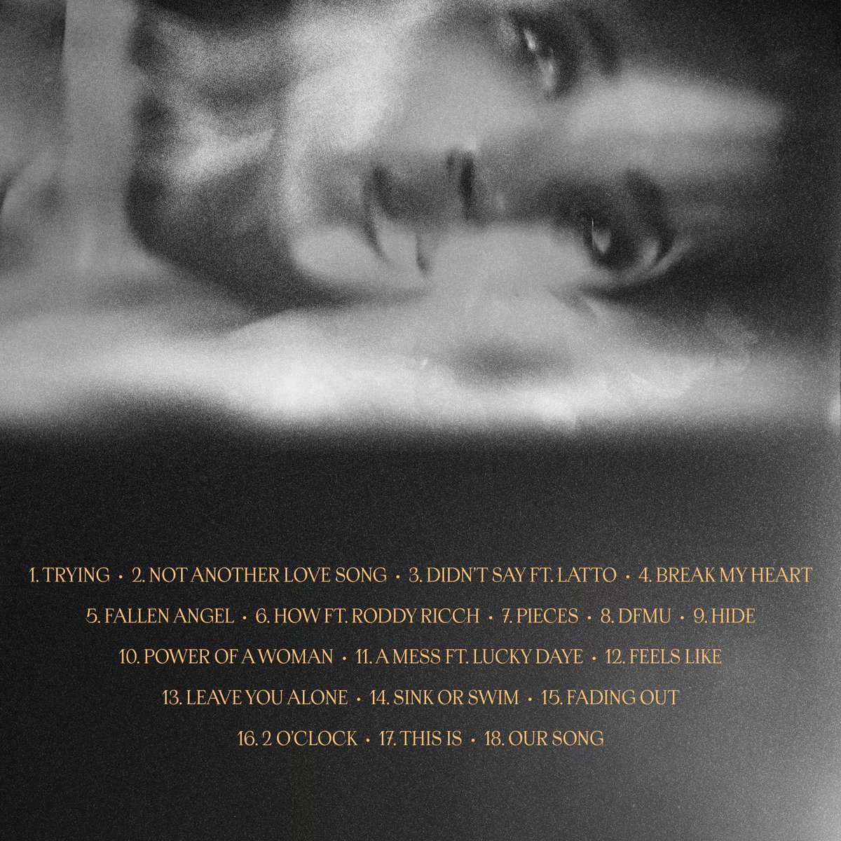 HEART ON MY SLEEVE DELUXE EDITION 2.2.23 ❤️‍🔥 
THE HEART ON MY SLEEVE TOUR TICKETS ARE ON SALE NOW AT ELLAMAI.COM ❤️‍🔥 see you soooooon!