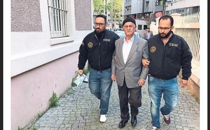 Gürbüz Dönmez 
'80 yaşındayım,60 yıldır koah hastasıyım.Kalabalık koğuş  sağlıksız,üstkata yardımsız çıkamıyorum,prostat kanseriyim covid riskinden ameliyat olamadım.Hayatım koğuş,wc arasında geçiyor Ömrümün son demi bir hapishane köşesinde geçmekte”
YaşlılarınYeri CezaeviDeğil