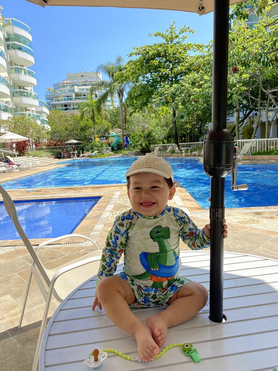Branquinhaabsd's tweet photo. Verão no rj 📍💚👶🏻☀️ https://t.co/C8JaDv4Y5p