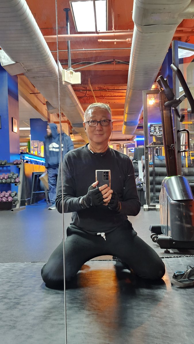 arch310635's tweet photo. When the weather is cold outside. The best thing is to go work out at the gym. I go there every day except weekends.
#Weather #Cold #Warm #gym #Workout #Philadelphia https://t.co/LhNa9nrRIY