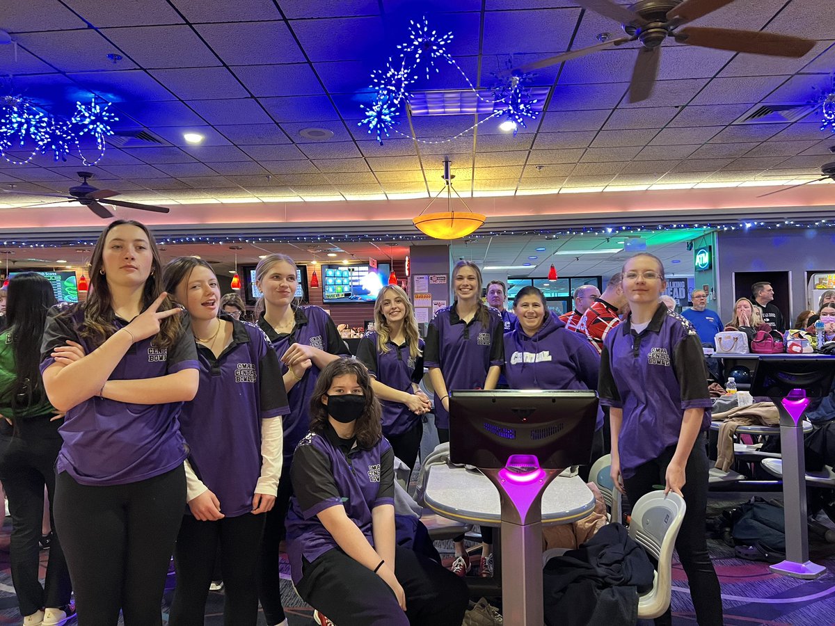 #CentralAthleticDepartment: <a href="/CHSGirlsBowling/">Central Bowling (Girls)</a> makes it to the 2023 Omaha Metro Conference Girls Bowling Tournament Sweet Sixteen! Way to go Eagles!

We are seeded thirteenth taking on the Gretna Dragons in the fourth seed.

#TheCentralEagleWay 

tournamentbowl.com/Open/Squads.cf…