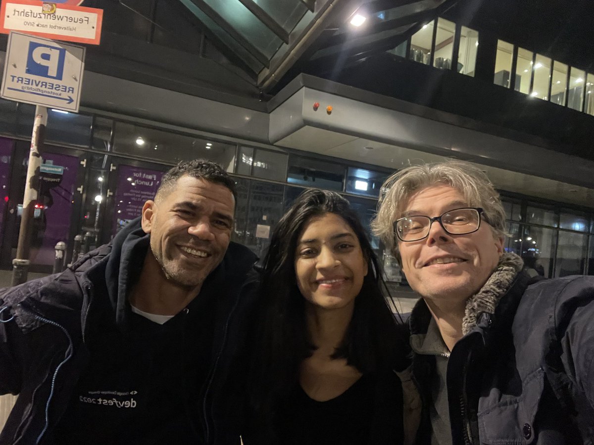 TheNishuGoel's tweet photo. Pandemic born GDEs, we now know what we missed the past years! 

#ExpertsSummit #gdesummit @GoogleDevEurope https://t.co/LQdBIRvLSB
