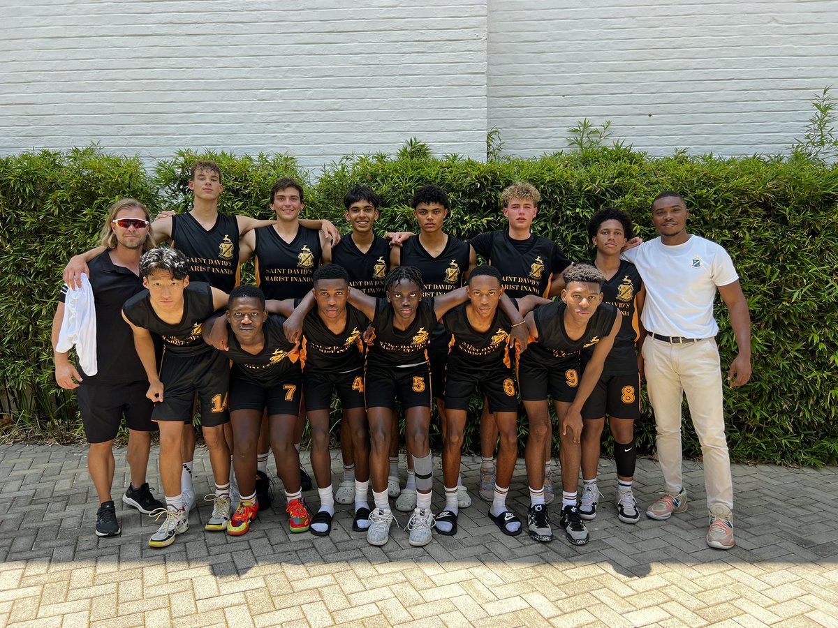 4 wins out of 4 games for @StDavids_Marist First Team at the ongoing AISJ tournament. The team is looking to improve on this top form heading into tomorrow’s rounds of games.
#InandaHoops