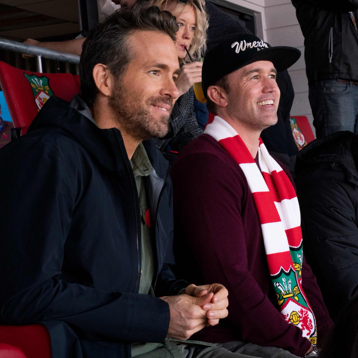 WrexhamFX's tweet photo. No better feeling. Good luck @Wrexham_AFC, @RMcElhenney and @VancityReynolds! #EmiratesFACup #WrexhamFX https://t.co/7YIBSDvisr