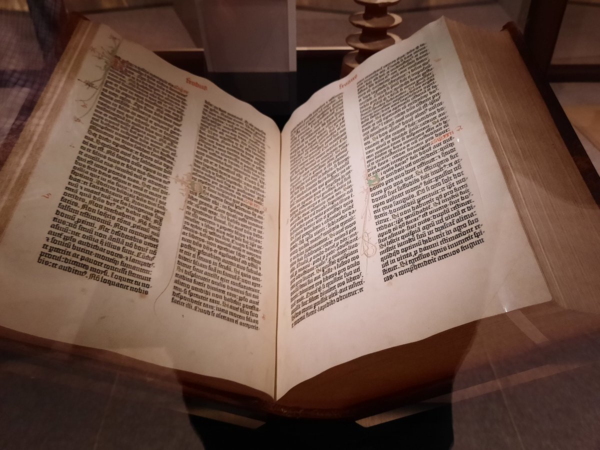 John Grisafi (@johngrisafi) on Twitter photo Really cool change to the Gutenberg Bible display at <a href="/Yale/">Yale University</a> <a href="/BeineckeLibrary/">Beinecke Library</a>, placing it alongside an 8th century Japanese Buddhist sutra printed using woodblock, to "encourage consideration of print technology across time and cultures." Really cool change to the Gutenberg Bible display at <a href="/Yale/">Yale University</a> <a href="/BeineckeLibrary/">Beinecke Library</a>, placing it alongside an 8th century Japanese Buddhist sutra printed using woodblock, to "encourage consideration of print technology across time and cultures."