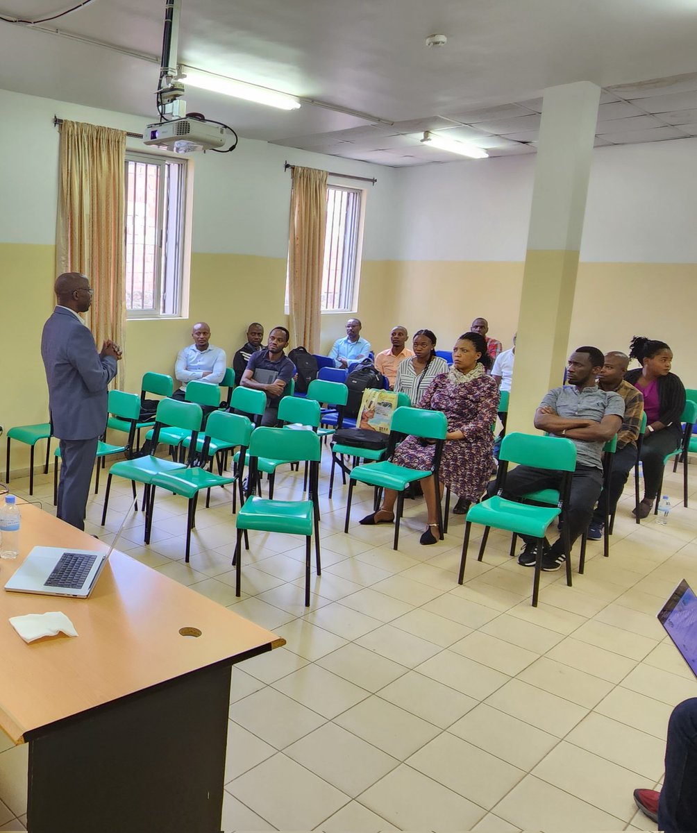 laisdar's tweet photo. A 1 day training happened on this 27/01/2023 for 15 IT staff from public hospitals involved in LAISDAR project at @HospitalChuk in the purpose of leveraging Artificial Intelligence &amp; Data Science Techniques in Harmonizing, Accessing &amp; Analysing SARS-COV-2ICOVID-l9 Data in Rwanda https://t.co/e4ZbAkyWpw