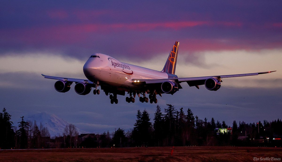 dominicgates's tweet photo. Today is my 20th anniversary at the Seattle Times.

And on Sunday's front page, a big exclusive feature package as the sun sets on Boeing's 747.

Stories, photos, videos and a Mark Nowlin timeline.

Don't miss it in print and online https://t.co/CQz9KVspZp