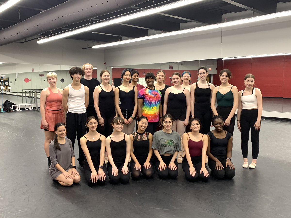 Such an Amazing experience for Klein Oak dance! Lauren Anderson Principal Ballerina of the Houston Ballet came to work with the classes. Mrs. Anderson was amazing to see and get the privilege to meet. <a href="/kleinfinearts/">Klein ISD Fine Arts</a> <a href="/LeahSMcWhorter/">Leah McWhorter</a> <a href="/KleinISD/">Klein ISD</a> <a href="/KleinOak/">Klein Oak HS</a>