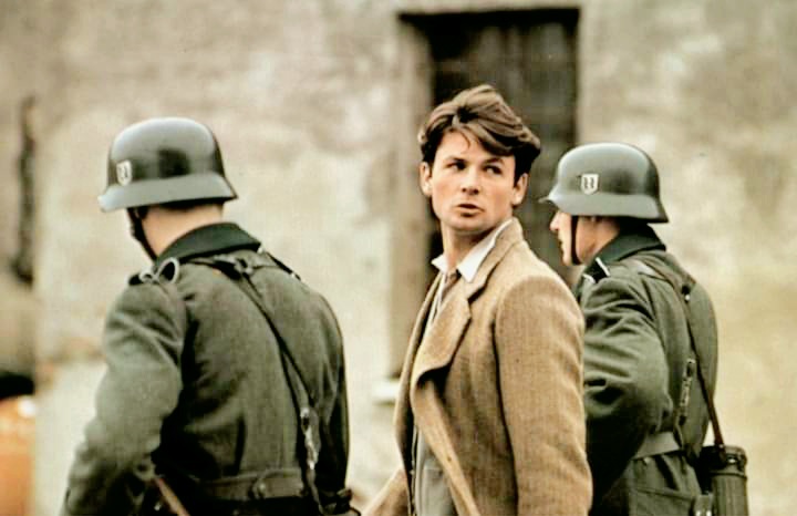 CittaPasolini's tweet photo. #giornatadellamemoria a "Salò o le 120 giornate di Sodoma" l’ultimo largometraggio diretto da Pier Paolo Pasolini #pasolini75 https://t.co/z8sAwfQngP