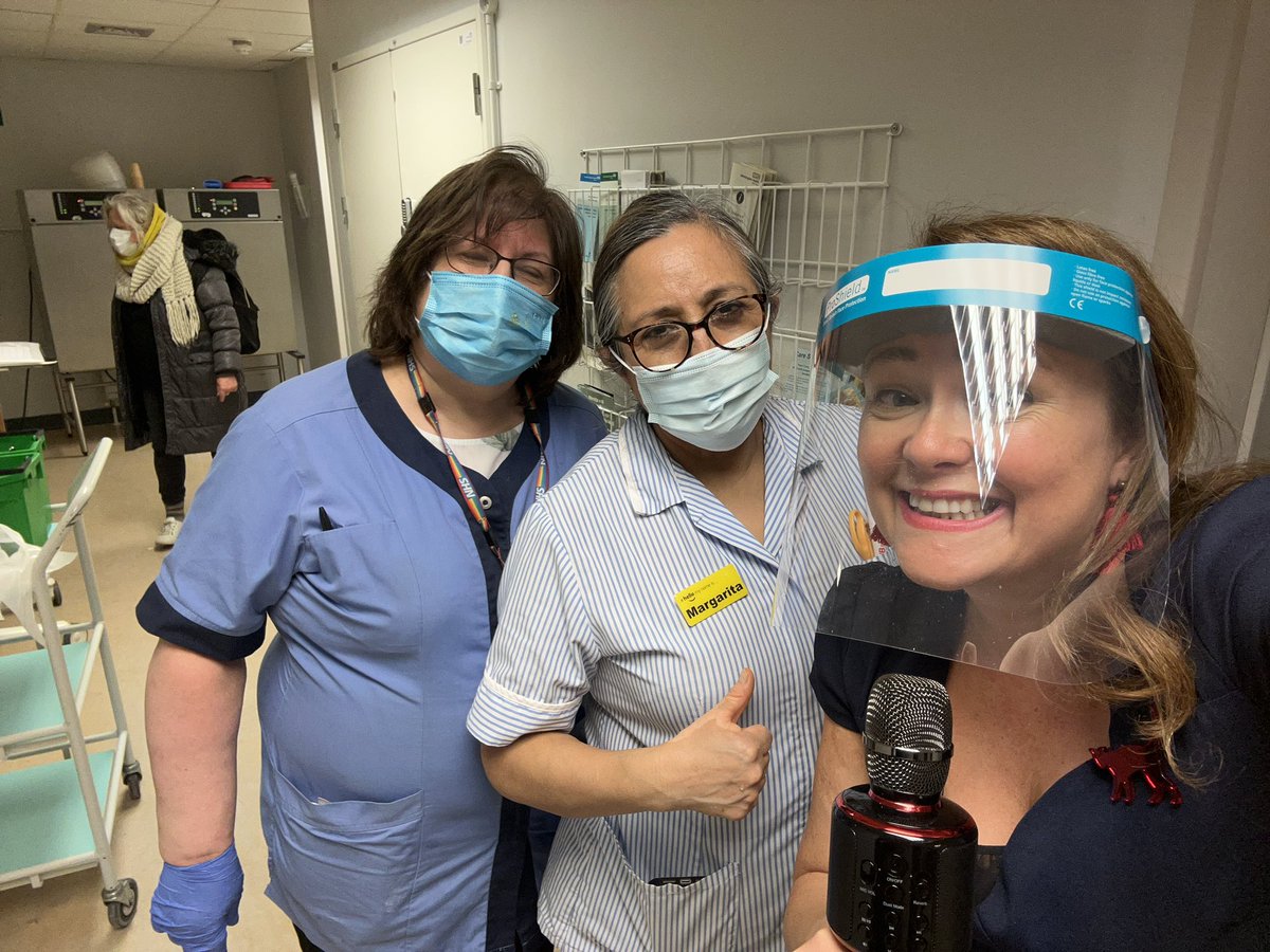 NicolaGossip's tweet image. Another great day with new song requests”I have a dream” by Abba. Love it when I sing a song and realise I know all the words! #wards #newsongs @Kissingitbetter @JegedeTina @JonesDRussell @WhitHealth