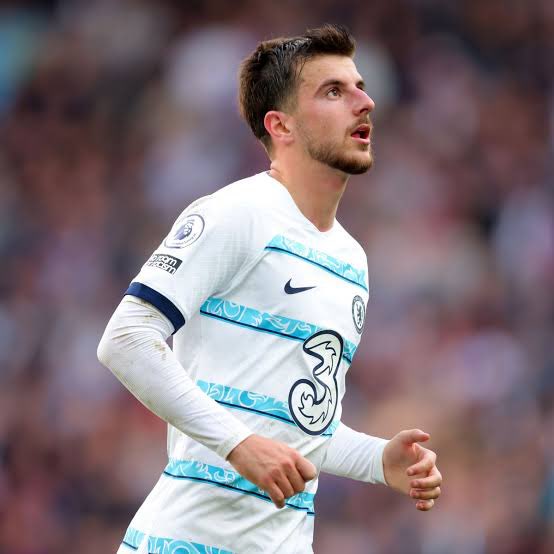ChelseaTR_ENG's tweet photo. Chelsea and Mason Mount are still a long way from reaching a conclusion regarding the player's contract. (via: Ben Jacobs) https://t.co/BxfW8rjWG8