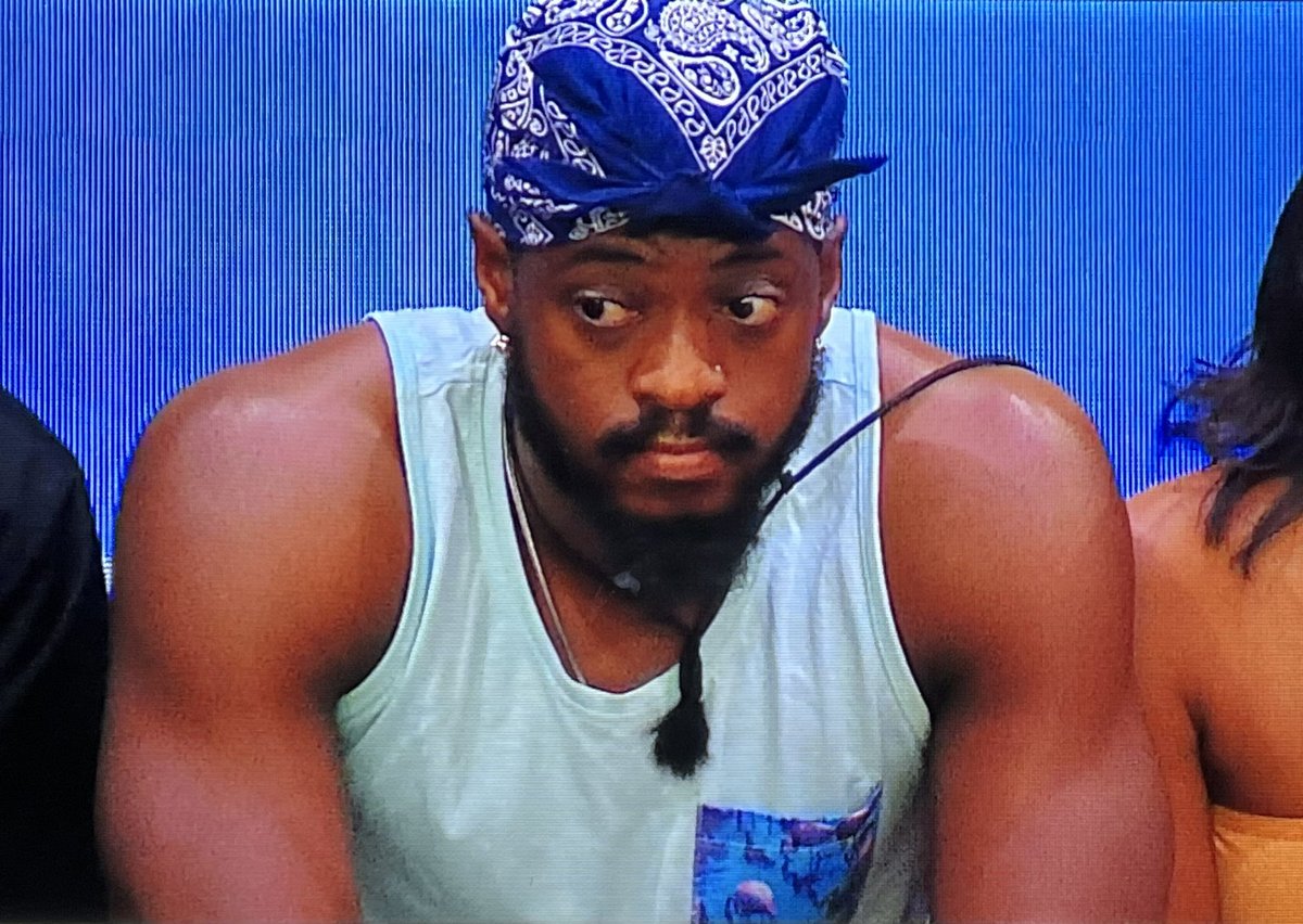 sabiradioonline's tweet photo. This camera man is going straight to hell! 💔💔💔😭😂😂😂 #bbtitans #bbtitians2023 https://t.co/wbKA33WXv8