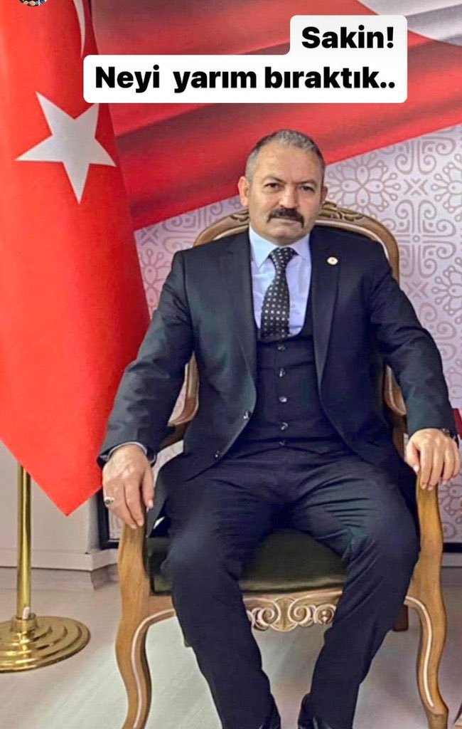 _Sitare_01's tweet photo. Ne Mutlu Bizlere ki Muhteşem Bir Mücadele Şuuru ve Ruhu İçerisinde Kahramanlık Gururuyla Tezahür Eden #UzmanÇavuş lar ;
Çok Kıymetli Sayın @alitilkici38 Genel Başkanları ile Vermiş Oldukları Haklı Mücadelenin Tohumlarını Yeşertmişlerdir.

SAKİN!!

#UzmanÇavuştaSevinsin https://t.co/GTqyA5JCBo