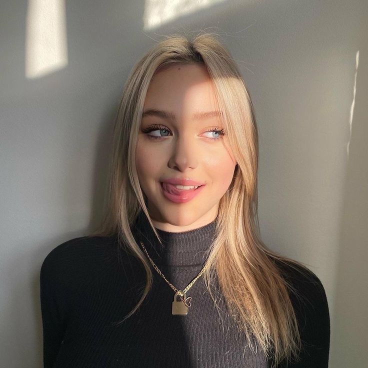 bre4kdownc's tweet photo. ⠀⠀⠀⠀⠀⠀⠀⠀ 𖥻  𝐴𝑙𝑖𝑠𝑎 𝐻𝑎𝑖𝑏𝑎🦋 ﹆
⠀⠀⠀⠀⠀⠀⠀ ⠀𖥻 bots and rp acc's
                        𖥻 22 years  ⊹ 
                         
⠀⠀⠀⠀⠀⠀⠀⠀ ⠀⠀ ¿↻ &amp; ♥︎? https://t.co/fouV7vAhA6
