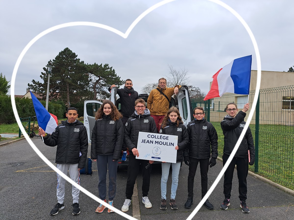 clgJeanMoulin91's tweet photo. #cross #unss #Génération2024
📢Départ pour les 6 élèves du @clgJeanMoulin91 qualifiés pour le Cross-country National à Dijon, le 28/01.🏅
🙏 @RoyStev01 et M. Deschamps💙
@acversailles @unss @unss_versailles @Paris2024 @Ville_Verrieres @FranckGOUSSET @pouzet_cricof @rachel_meynent https://t.co/KIQSGwon1J
