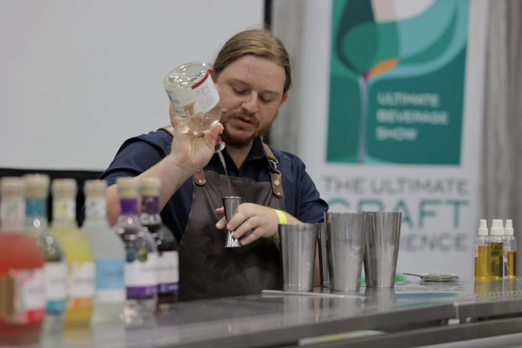 AllsportExpo's tweet photo. Six mixologists displayed their skills in the first leg of the Ginologist cocktail competition held today. more information visit: https://t.co/f211lkU2wD https://t.co/aqMWu0Hcho