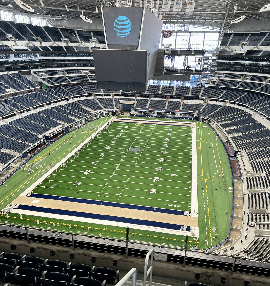 toddone8's tweet photo. Great day to explore Math &amp; engineering at AT&amp;T Stadium #goodvibes @JohnRGood https://t.co/Wc9Sa0vLUs