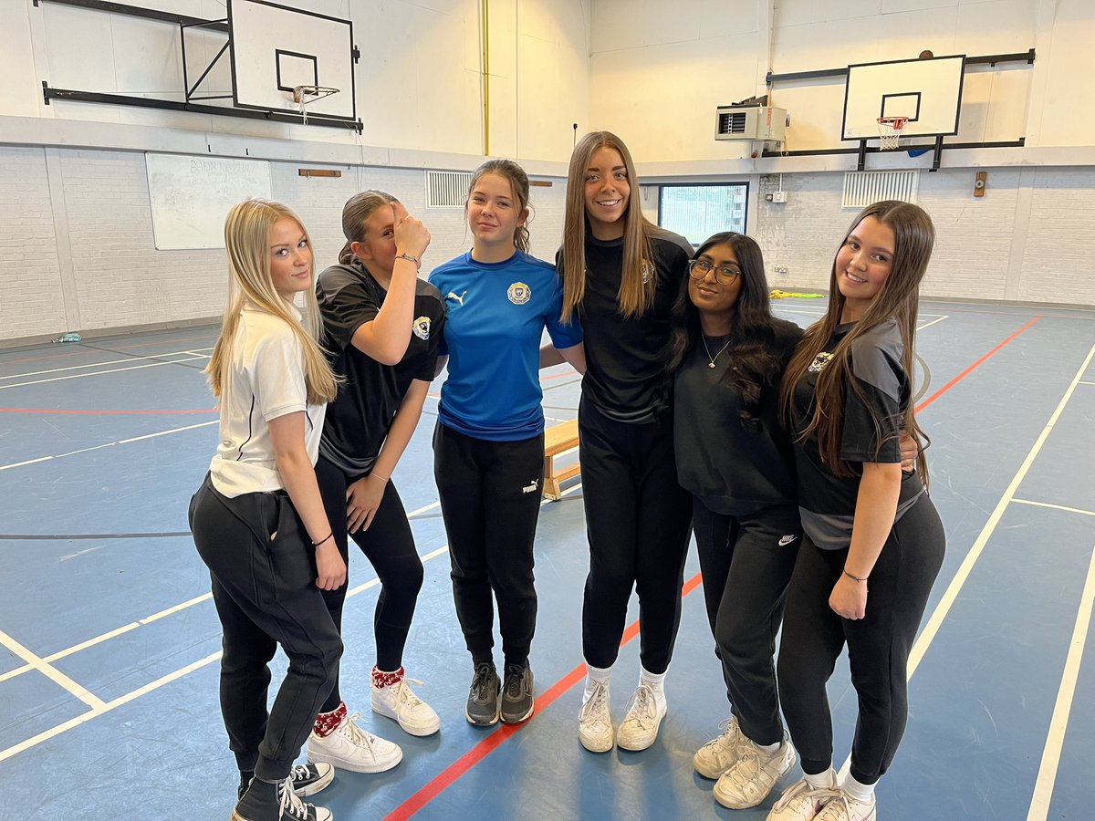 WHS_PEDept's tweet photo. 11S1 - Girls Indoor Recreation
Benchball Tournament Results 🤾🏾♂️
🥇 Sri Lanka 🇱🇰
🥈 Greece 🇬🇷
🥉 Costa Rica 🇨🇷
4th England 🏴
#WeAreWoodcote #ASPIRE #COREPE #ThisGirlCan https://t.co/Zs1fdzQ3Iq