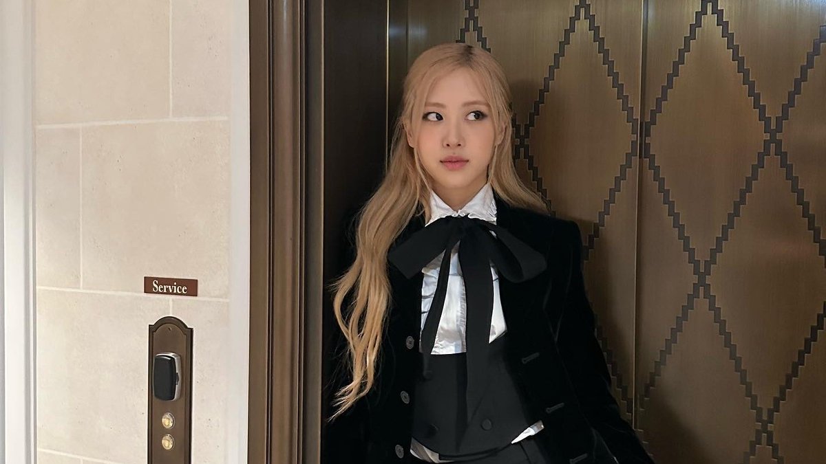 rosé pics (@lqofrose) on Twitter photo 