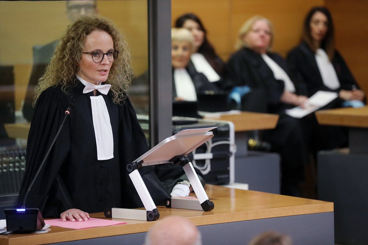 adrienverrier's tweet photo. Rentrée solennelle du Tribunal Judiciaire de Nice. Moment historique pour le ⁦⁦@OrdreavocatsN⁩ la parole est donnée au Bâtonnier ⁦@adrienverrier⁩ et au Vice Bâtonnier ⁦@SchwalCecile⁩. Merci à ⁦@presidentTJNice⁩ et ⁦@XavierBonhomme1⁩ https://t.co/04LHnwYhJt