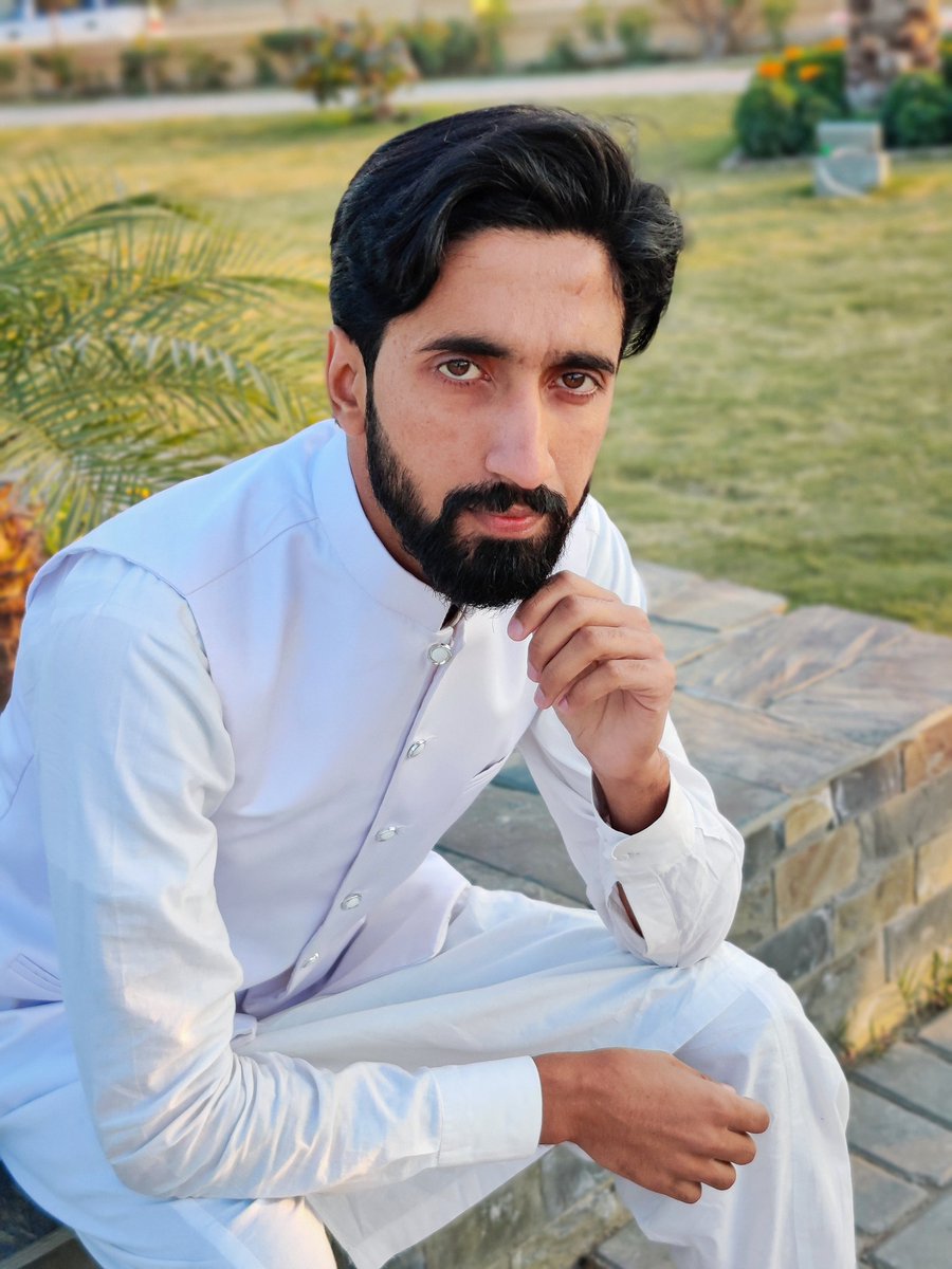 ZNtalks's tweet photo. آپ کو زندگی میں سب کچھ نہیں مل سکتا کیونکہ یہی زندگی ہے۔ جو کچھ آپ کے پاس ہے اس سے خوش رہیں لیکن مزید کے لیے کوشش کرنا کبھی بند نہ کریں۔
#ZNtalks #ZNpoetry #ZNquotes #urdupoetry #zeeshannazir #quotes #quotation #poetry https://t.co/j3TlPLTWD7