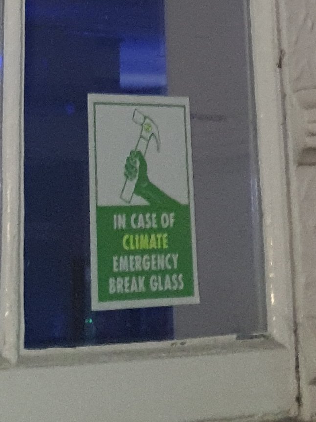 XRNHerts's tweet photo. Solidarity with the #Barclays7

Climate protectors are not criminals

@Barclays are funding your extinction

 #Hitchin Branch https://t.co/eOpOgTDTUk
