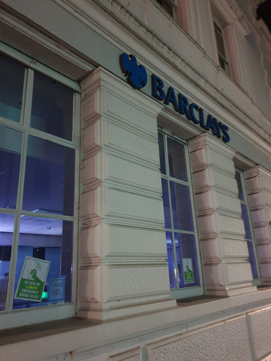XRNHerts's tweet photo. Solidarity with the #Barclays7

Climate protectors are not criminals

@Barclays are funding your extinction

 #Hitchin Branch https://t.co/eOpOgTDTUk