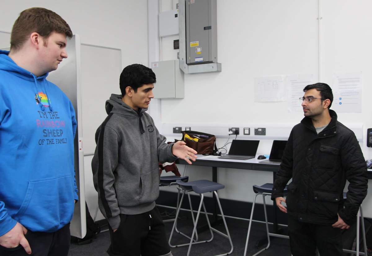 De Montfort University Flyers tweet media