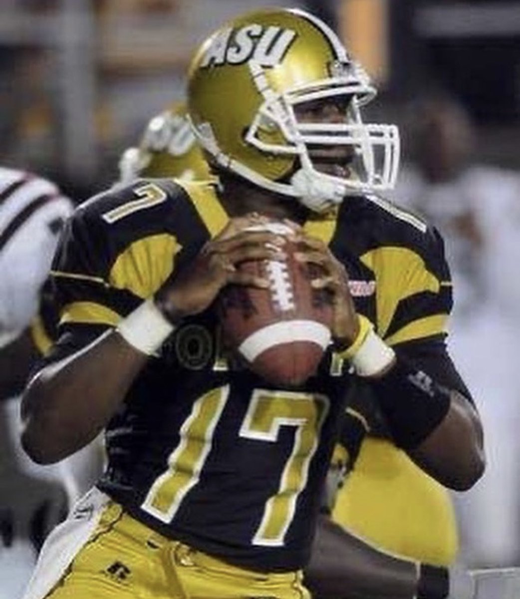 𝐾𝑎𝑚𝑒𝑟𝑜𝑛 𝑇. 𝐾𝑒𝑒𝑛𝑎𝑛 (@keenan_kameron) on Twitter photo #AGTG ✞ Blessed and Thankful to receive my 2nd (1st HBCU) offer from Alabama State University !!⚫️🟡🐝 #GoHornets <a href="/dprice_qb17/">Coach Demetric Price</a> <a href="/MohrRecruiting/">Brian Mohr</a> <a href="/C_WilliamsFB/">Coach Clarence Williams, M.Ed</a> <a href="/JeremyO_Johnson/">Jeremy Johnson</a> <a href="/Jdsmith31Smith/">Justin Smith</a> <a href="/RamsayFootball/">Ramsay Football</a> <a href="/ChadSimmons_/">ChadSimmons</a> <a href="/247Sports/">247Sports</a> <a href="/HallTechSports1/">Hall-Tech Sports</a> <a href="/WilliamsJrHarry/">Coach Harry Williams Jr</a> @hsfbscout #AGTG ✞ Blessed and Thankful to receive my 2nd (1st HBCU) offer from Alabama State University !!⚫️🟡🐝 #GoHornets <a href="/dprice_qb17/">Coach Demetric Price</a> <a href="/MohrRecruiting/">Brian Mohr</a> <a href="/C_WilliamsFB/">Coach Clarence Williams, M.Ed</a> <a href="/JeremyO_Johnson/">Jeremy Johnson</a> <a href="/Jdsmith31Smith/">Justin Smith</a> <a href="/RamsayFootball/">Ramsay Football</a> <a href="/ChadSimmons_/">ChadSimmons</a> <a href="/247Sports/">247Sports</a> <a href="/HallTechSports1/">Hall-Tech Sports</a> <a href="/WilliamsJrHarry/">Coach Harry Williams Jr</a> @hsfbscout