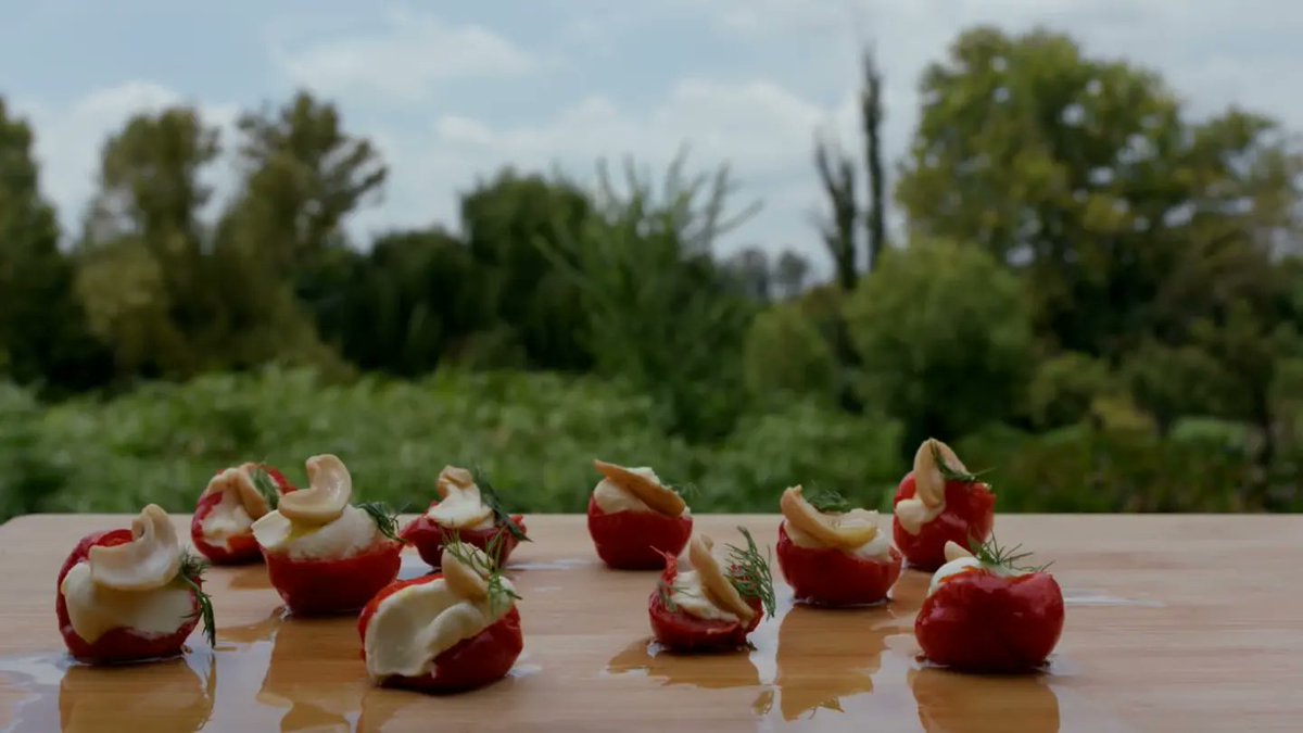 PatrickSeleka's tweet photo. Add these to your cheeseboard and you're good to go. 
#Aspiringchef
#NetFlixSA
#Peucommunications https://t.co/qgQ26W0vxY