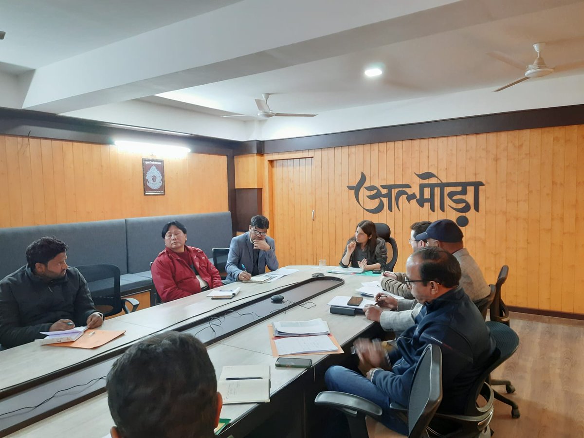 FIUALM_USGCF's tweet photo. आज दिनांक 27/01/2023 को जिलाधिकारी महोदया अल्मोड़ा की अध्यक्षता में goat vally के क्रियान्वयन के संदर्भ मे बैठक का आयोजन किया गया। बैठक में FIU Dr. रोहित प्रभात और USGCF से R. S. नितवाल और CVO Almora, REAP DPM उपस्थित रहें
@aviddn
@mdusgcf
@SANJAYK47559742
@UswdbCeo
@pashudhanUK https://t.co/NDRlQXUket