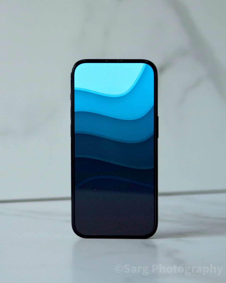 Neil_Sarg's tweet photo. The future iPhone with no dynamic island 😅 #iphone #appleiphone #nonotch #clean #minimal #Apple https://t.co/c39kwOLrlW