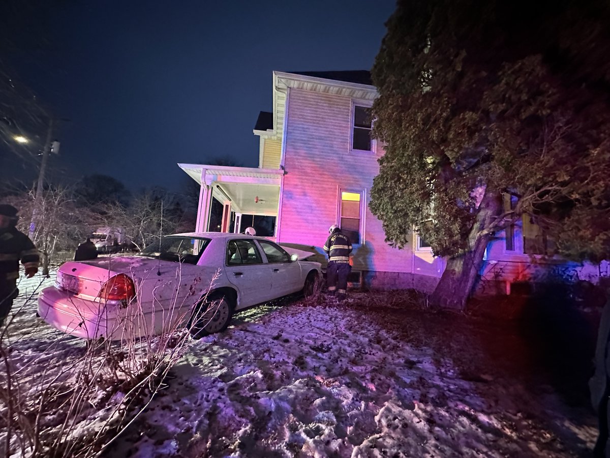 K_E_Brooks's tweet photo. -Crash, Bang!-
Me (homeowner): Are you okay? What Happened?
Driver: Good Morning, we've been trying to reach you about your vehicle's extended warranty.
#WakeUpCall #EveryoneIsOkay https://t.co/Te4FHWlu0X