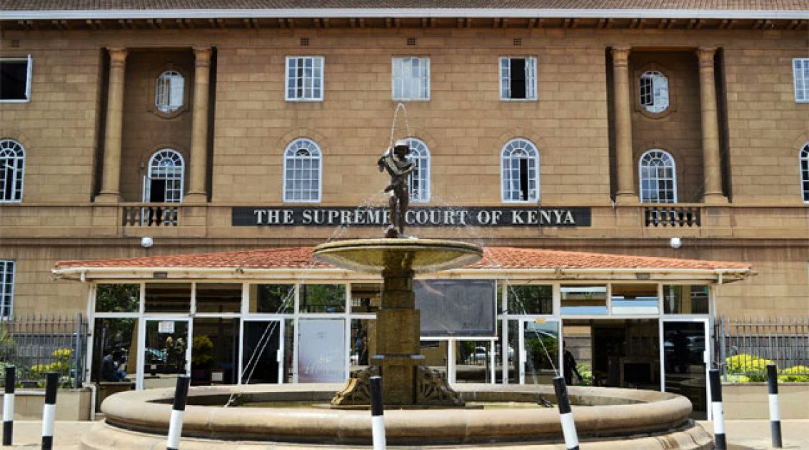 AfricaTembelea's tweet photo. #BREAKING Property sharing in event of marriage dissolution is not absolute, Kenyan Supreme Court ruled on Friday.

#Divorce #MarriageDissolution https://t.co/8JoMHB6Ojz