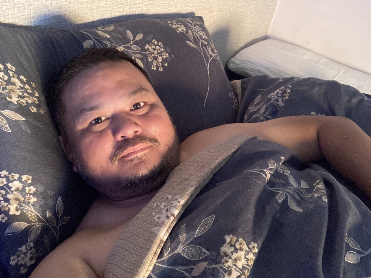 天冷想找隻熊抱睡