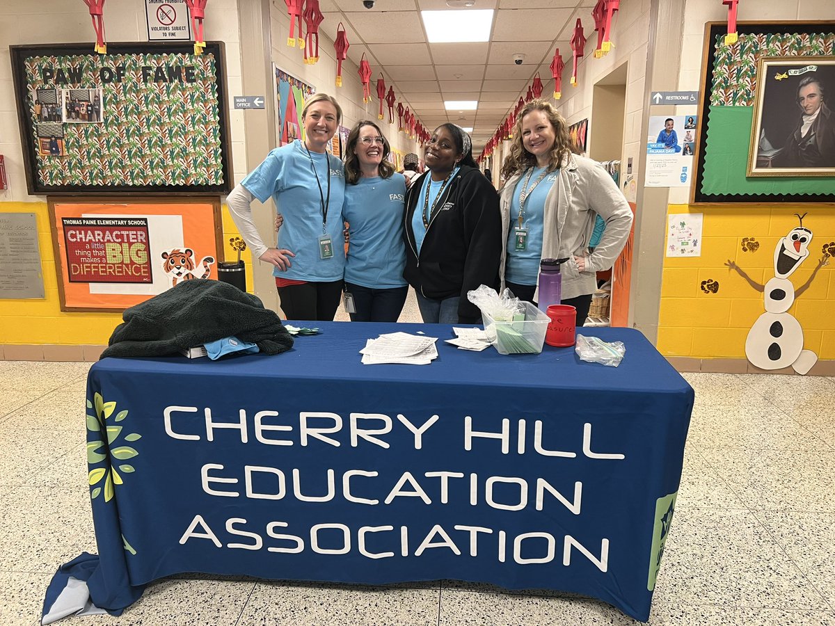 PaineLTC's tweet photo. An AMAZING Family Literacy Night! Many thanks to our @TPaineIES families, the Literacy Committee, custodial staff, @chplnj, @booksmiles1, teacher volunteers, @SeasonsPizza Cherry Hill, PTA, &amp; @chea_pride for sponsoring us! @MelissaAGleason @mrswilensky1 @amandarbrandt @LSWPaine https://t.co/8KWKQfLSnd