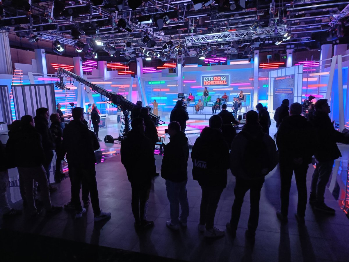 Aste honetan <a href="/euskaltelebista/">ETB</a>  bixitatu dugu 2ST3ko ikasleekin, bertako ikus-entzunezko produkzioen berri izateko. Eskerrik asko Juan eta Elena!

<a href="/fpbidasoa/">CIFP BIDASOA LHII</a> <a href="/elektrobidasoa/">ELEKTRONIKA BIDASOA</a>