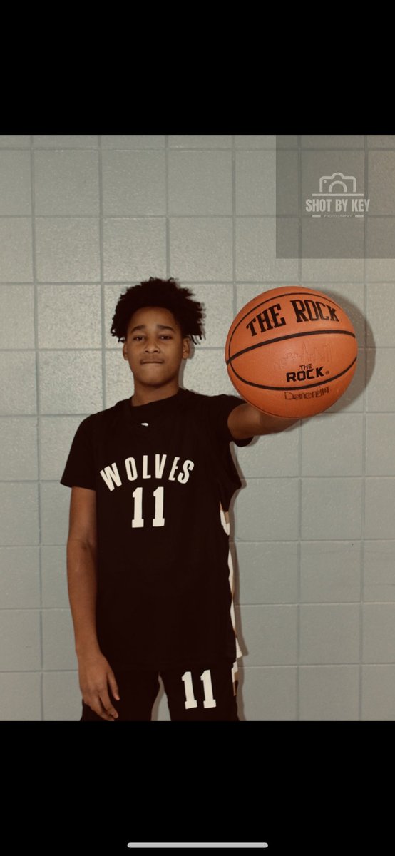 ShaunHall314's tweet photo. Meet My Team!! 14U basketball!! Thank you too SHOT BY KEY for capturing these photos of the GuysβΌοΈ #CoachHall #Wolves #Boys2Men #StayTuned #StayTuned πΏ https://t.co/nr5M989Eju