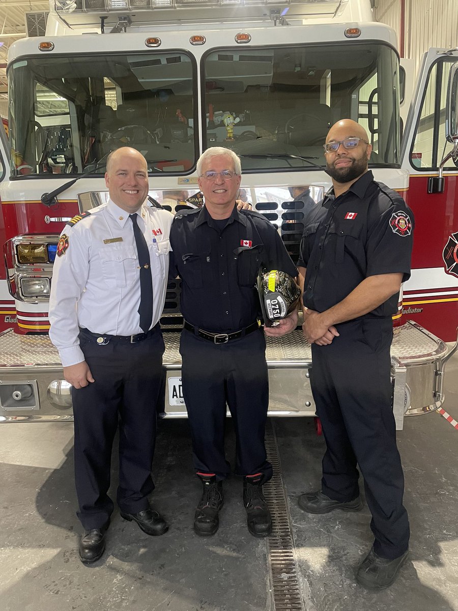 OshawaFire's tweet photo. Congratulations to Mechanic Gord Atkins on his last day before a well deserved retirement after 28 years with the city including the last 18 in Fire Services. Congratulations Gord. @oshawacity @iafflocal465 https://t.co/nnxD5oAsKl
