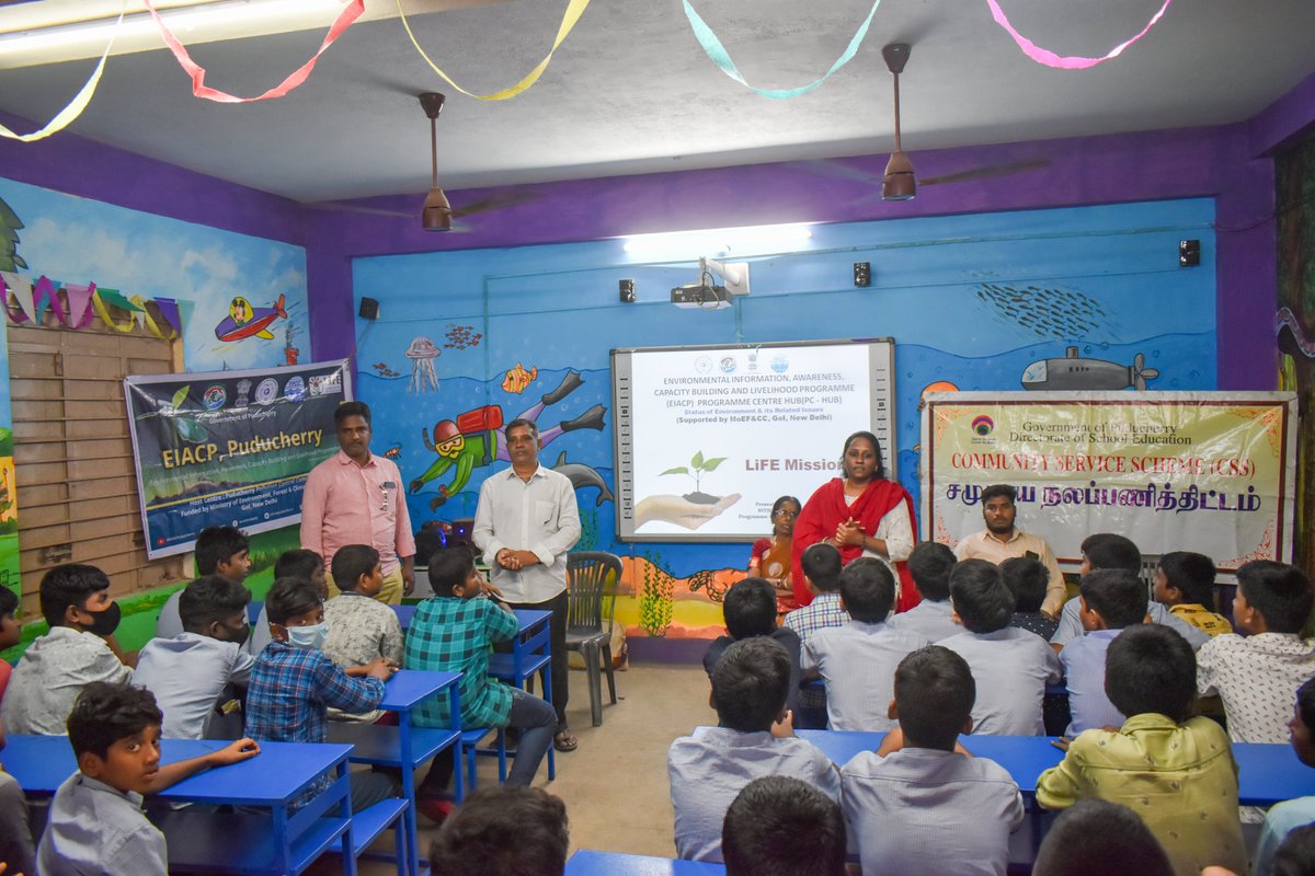 eiacphubpdy's tweet photo. Puducherry EIACP Hub organized &amp; conducted a mass awareness campaign on #MissionLiFE at Thiru V. Kalyana Sundaranar Govt High School, Arumparthapuram on 27.01.2023. Around 100 Students were participated. 
#ChooseLiFE #ProPlanetPeople #EIACP #MoEFCC 
@moefcc https://t.co/SFGGgCDRD1