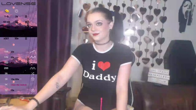 I'm online @MyFreeCams! #onmfc #mfc #mfcmodel https://t.co/AR80NF76NW  Come  see if you can make me squirt<a class="tags" href="/tag/myfreecams">@myfreecams</a><a href="/tag/onmfc"class="tags">#onmfc</a><a href="/tag/mfc"class="tags">#mfc</a><a href="/tag/mfcmodel"class="tags">#mfcmodel</a>