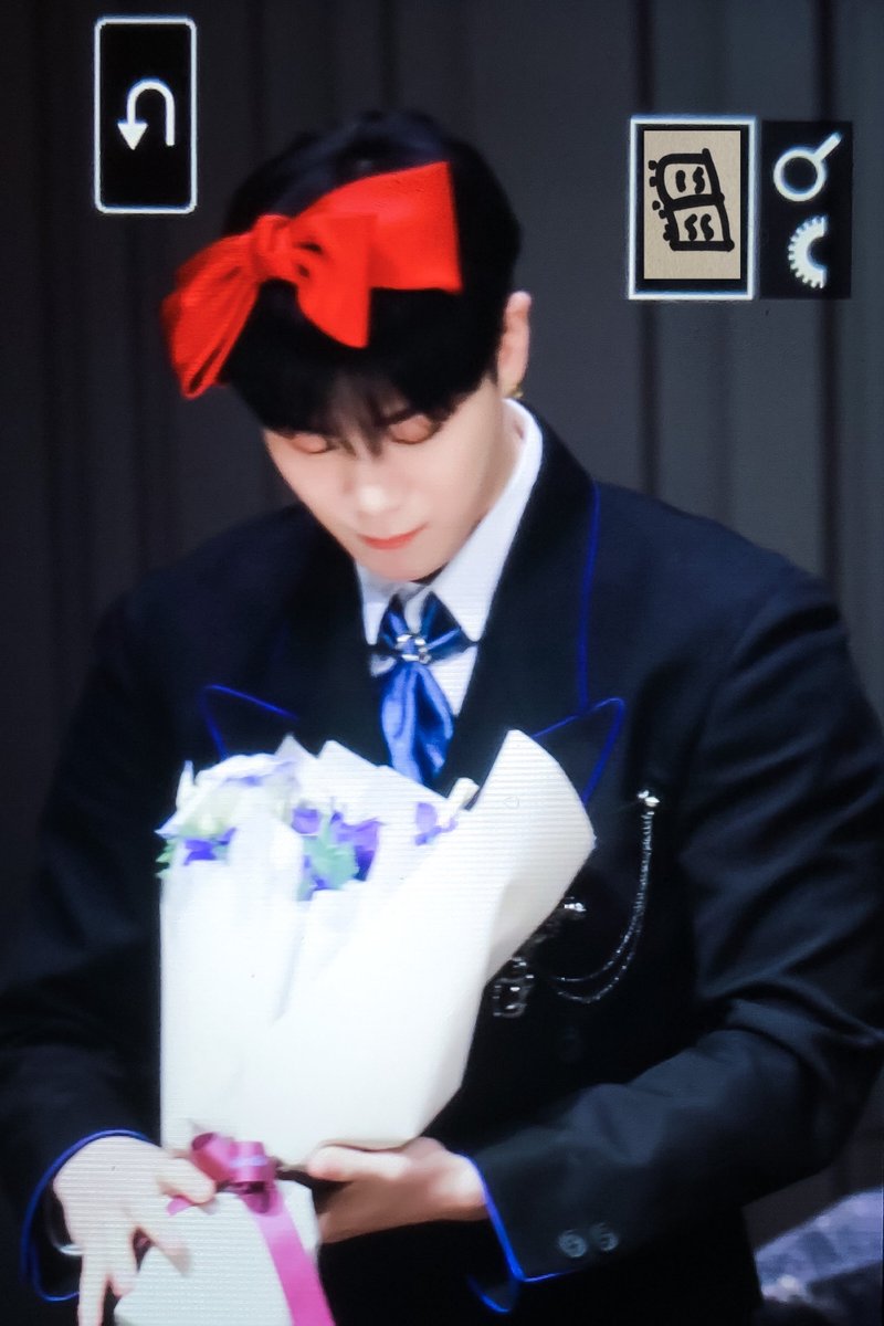 Binstory_0126's tweet photo. 230127 에버라인 

이쁜 공주님🎀💖

#문빈 #아스트로 #ASTRO #MOONBIN https://t.co/Ytri4dJgtZ