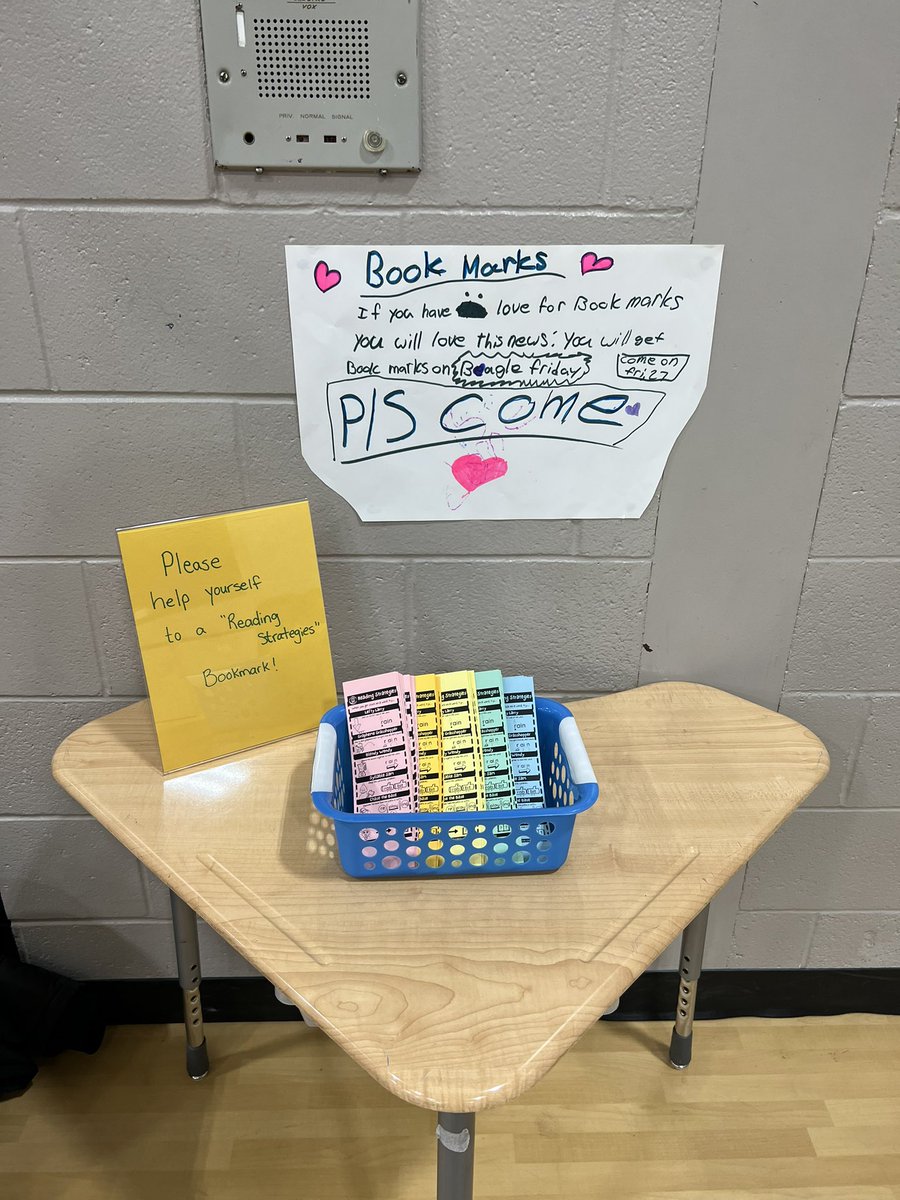 laprairie_chels's tweet image. My first book &amp;amp; a bagel 🥯 @BrevoortPark. We have some special guests from @SaskRushLAX this morning reading to our littles. #spslearn @StoonPubSchools