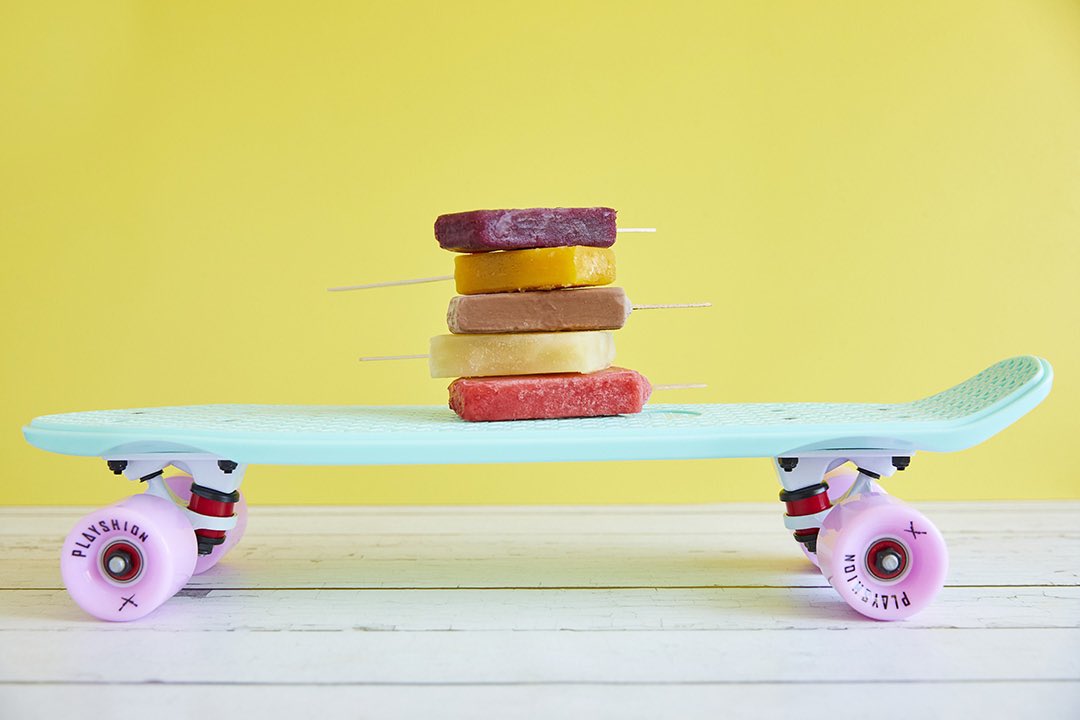 popqueenmia's tweet photo. @MrBeast @Shopify Healthy ice pops, sweetened with honey 🍯🐝💚 https://t.co/94LNfiHibK https://t.co/zdiE91FzuJ