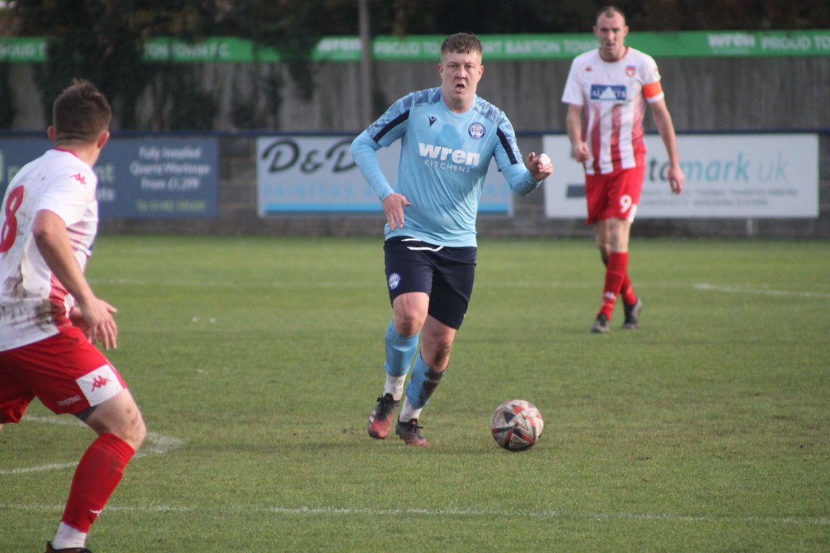 Name: Tom Davie
Position: Defender
🤝: <a href="/TheDrainCoHull/">The Drain Company Hull Ltd</a> 
Apps: 17
Goals: 1
