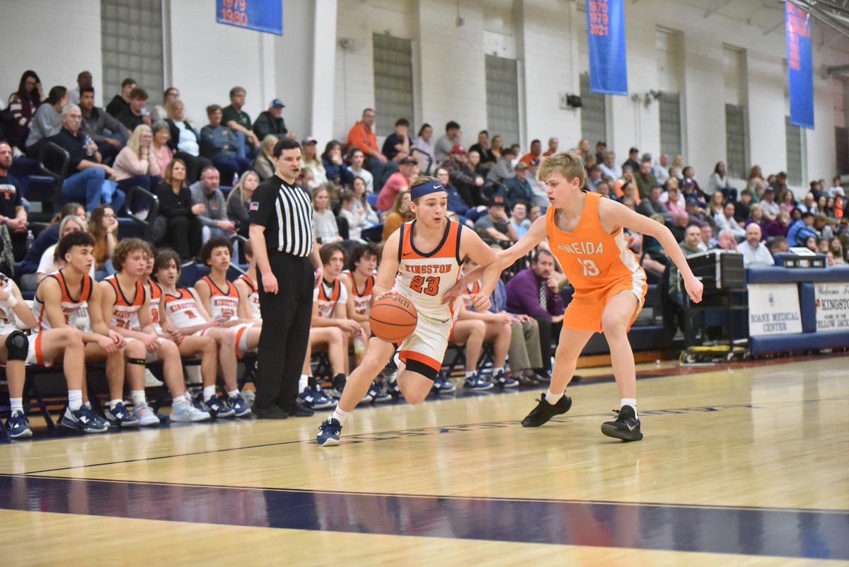 KingstonHoops_'s tweet photo. ‼️GAMEDAY‼️
🆚 Meigs County
🏠 Meigs County
⏰ 7:30
Huge district game tonight!
#Jackets #FastFunFurious https://t.co/veZTaP8dRe