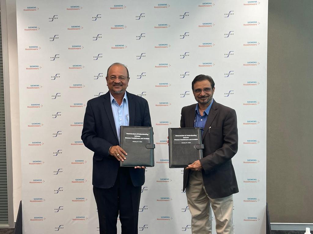 RajeevRC_X's tweet image. As part of PM @narendramodi ji's vision of providing access to quality n affordable healthcare/diagnostic facility to all Indians, an MoU was signed tdy bw @GoI_MeitY ’s R&amp;amp;D Institute SAMEER &amp;amp; @SiemensHealth to develop iMRI technology. 

#IndiaTechade 
#RCInBengaluru