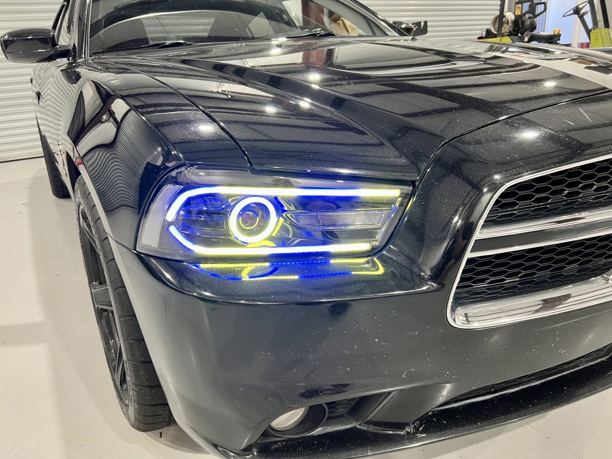uniqueaudiosc's tweet image. This charger just got a makeover. Millions of different colors and patterns at your finger tips. Make your ride Unique! 864-595-0091

#makeitunique #uniqueaudio #automotiveexperts # spartanburgsc #lightingtrendz