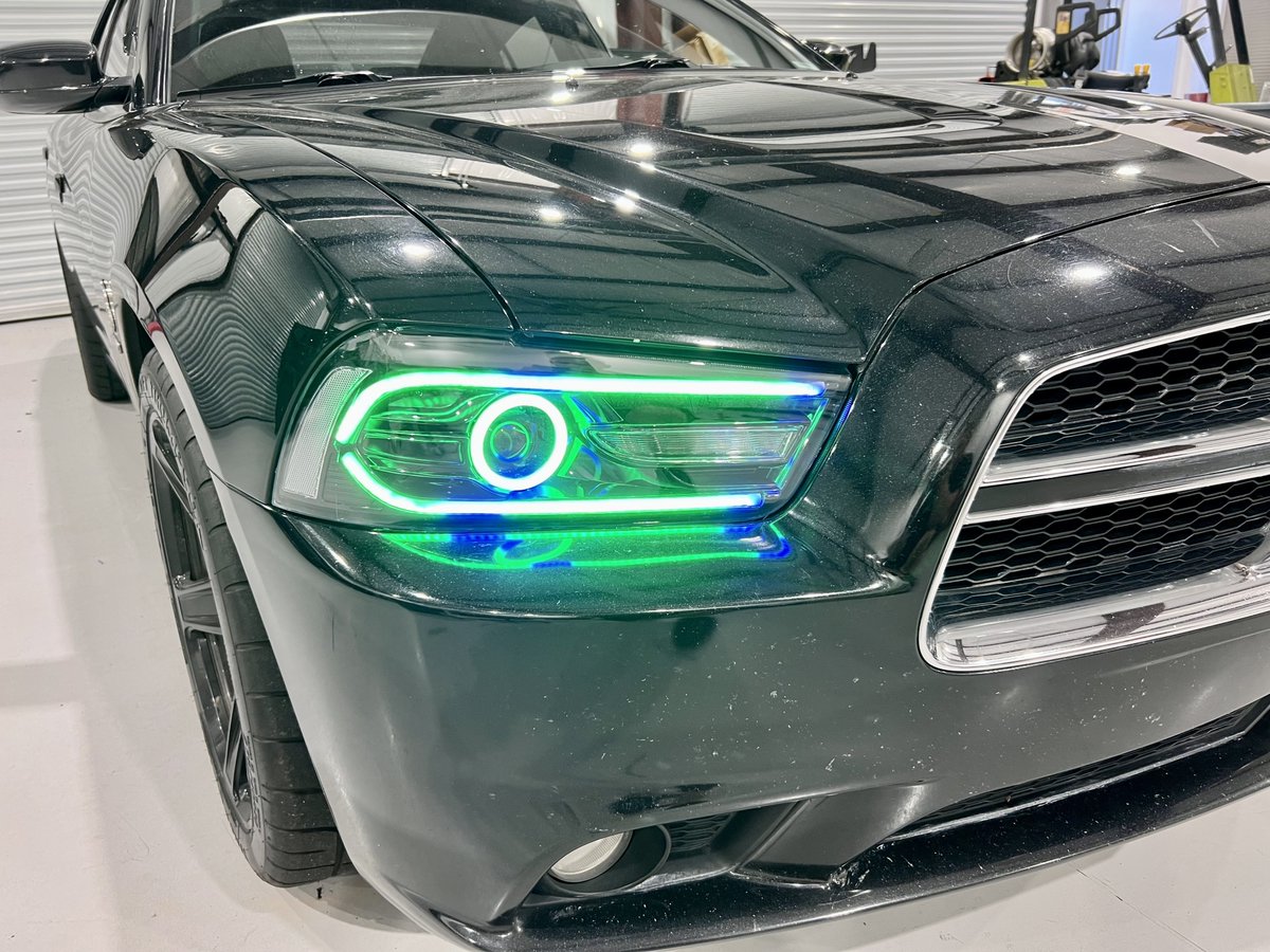 uniqueaudiosc's tweet image. This charger just got a makeover. Millions of different colors and patterns at your finger tips. Make your ride Unique! 864-595-0091

#makeitunique #uniqueaudio #automotiveexperts # spartanburgsc #lightingtrendz