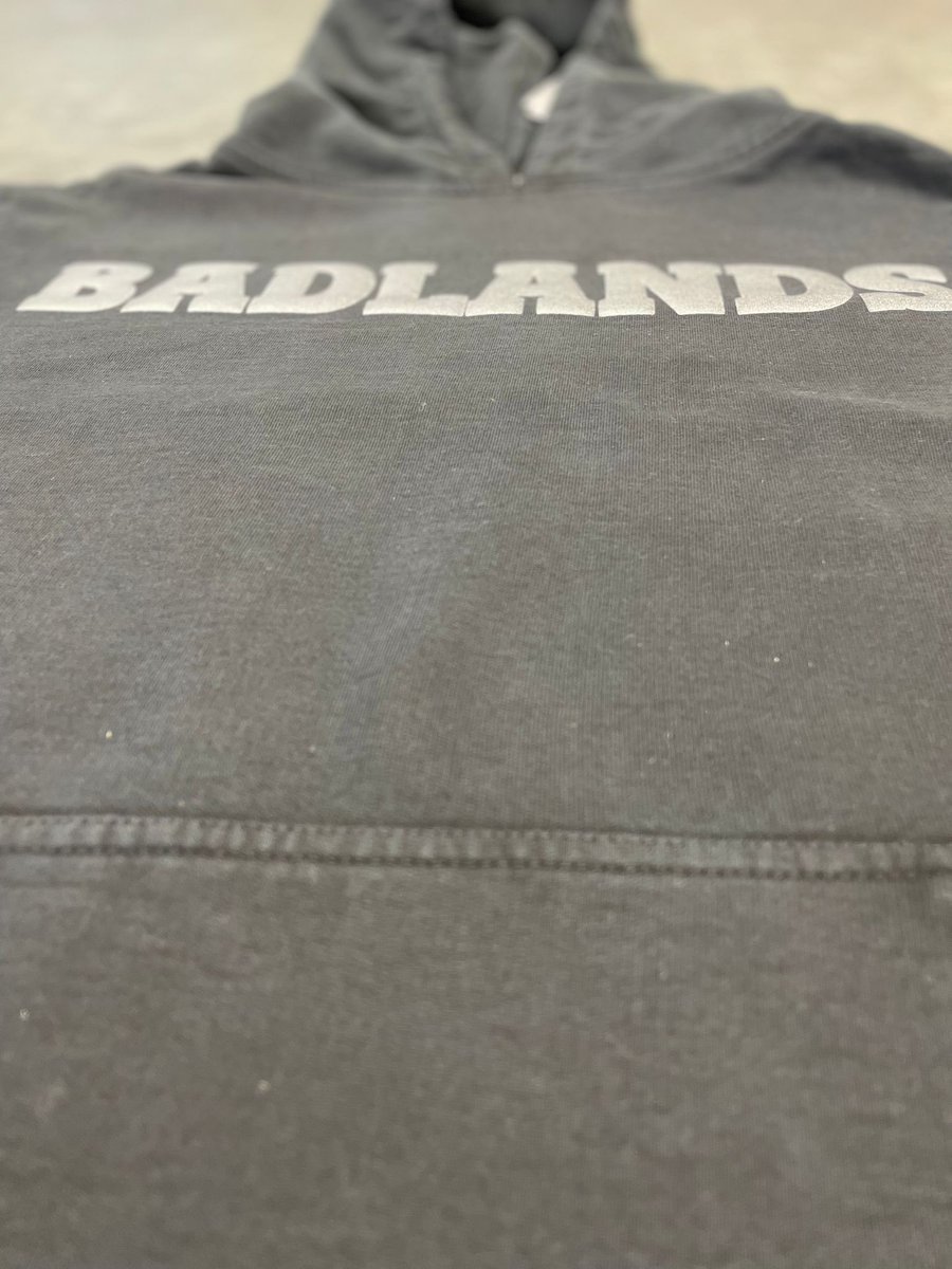 Suitefa1's tweet photo. Badlands x Suite FA!  Some sampling we're doing with our friends from Badlands Clothing using silver puff vinyl to give them that raised effect!

#puffvinyl #badlands #printing https://t.co/aMrLUkPKEj